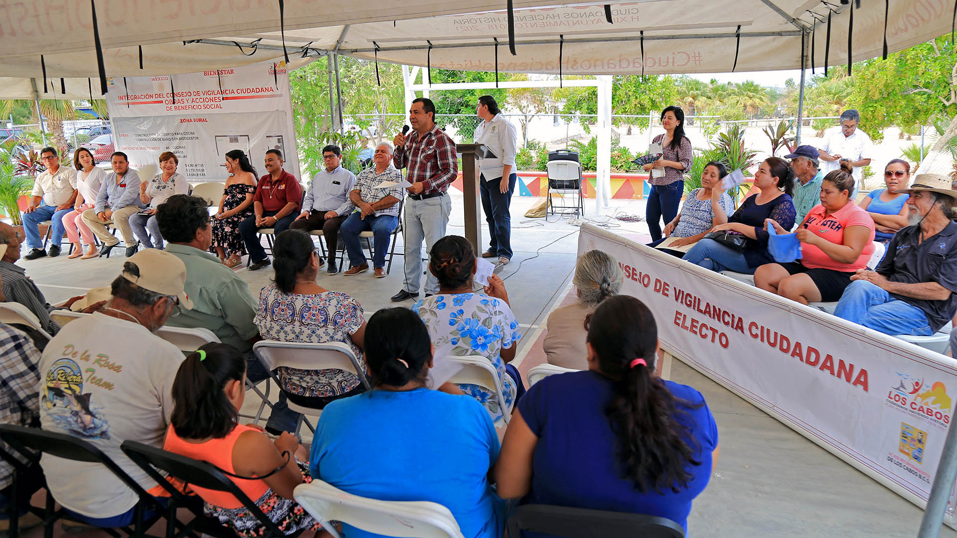 Gobierno De Los Cabos Gestiona Beneficiospara90 Familias De La Zona